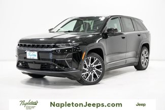 New 2025 Jeep Wagoneer Limited image 1