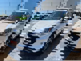Used 2022 Ford Escape SEL image 1