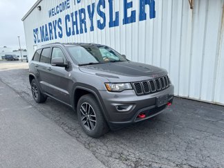 Used 2017 Jeep Grand Cherokee Trailhawk image 1