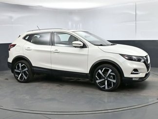 Used 2021 Nissan Rogue Sport SL w/ Premium Package image 1
