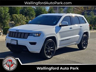 Used 2022 Jeep Grand Cherokee Laredo X image 1