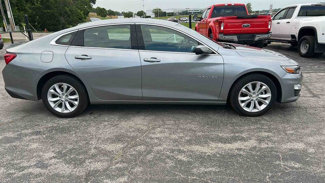 Used 2024 Chevrolet Malibu LT image 1