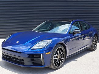 Used 2025 Porsche Panamera w/ Premium Package image 1