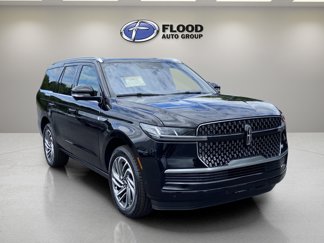 New 2025 Lincoln Navigator Reserve image 1