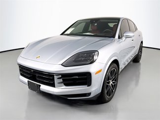 Used 2024 Porsche Cayenne Coupe image 1