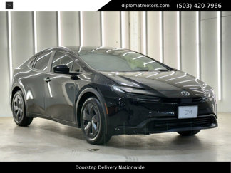 Used 2024 Toyota Prius LE image 1