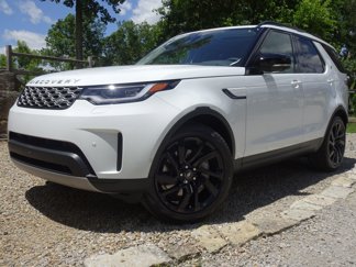 New 2024 Land Rover Discovery S image 1