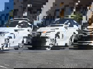 Used 2019 Toyota Camry LE image 1