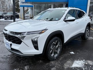New 2025 Chevrolet Trax LT w/ Driver Confidence Package image 1