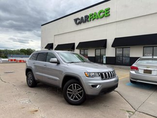 Used 2021 Jeep Grand Cherokee Laredo image 1