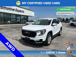 Used 2024 GMC Terrain SLE image 1