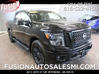 Used 2018 Nissan Titan S image 1