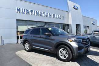 Used 2024 Ford Explorer XLT image 1