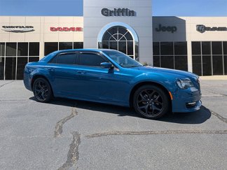 Used 2023 Chrysler 300 Touring L w/ Popular Equipment Group image 1