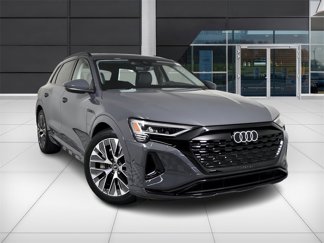 Used 2024 Audi Q8 e-tron Prestige w/ Prestige Package image 1