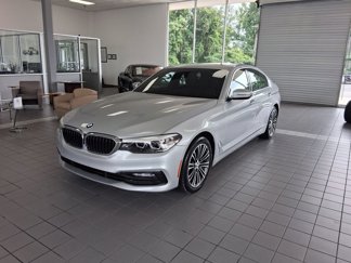 Used 2018 BMW 530i xDrive image 1