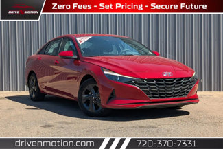 Used 2022 Hyundai Elantra Blue image 1