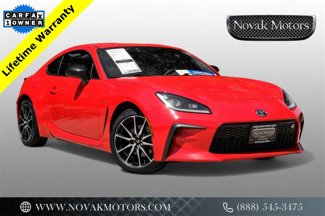 Used 2023 Toyota GR86 image 1