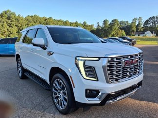 Used 2025 GMC Yukon Denali w/ LPO, Floor Liner Package image 1
