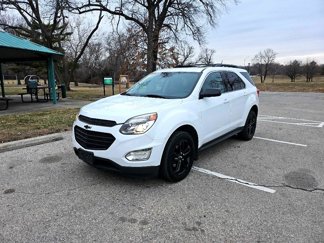 Used 2017 Chevrolet Equinox LT image 1