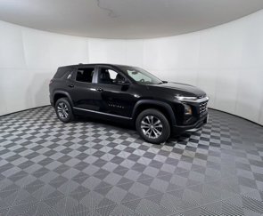 New 2026 Chevrolet Equinox LT w/ Convenience Package II image 1