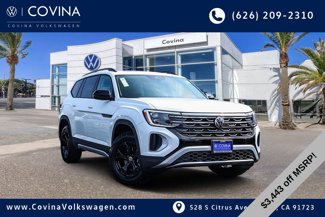New 2025 Volkswagen Atlas Peak Edition SE image 1