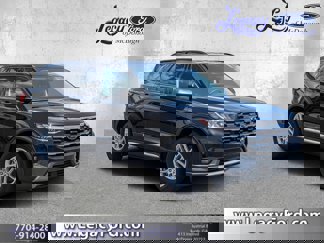 New 2025 Ford Explorer Active w/ Active Comfort Package image 1