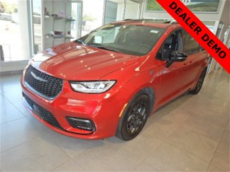 New 2025 Chrysler Pacifica Premium image 1