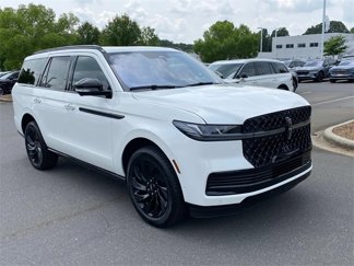 New 2025 Lincoln Navigator Reserve image 1