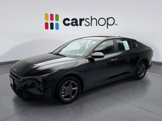 Used 2025 Kia K4 LXS image 1