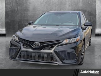 Used 2023 Toyota Camry SE image 1