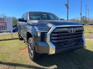 Used 2025 Toyota Tundra Limited image 1