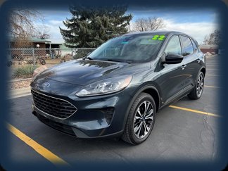 Used 2022 Ford Escape SE w/ SE Sport Appearance Package image 1