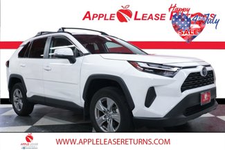 Used 2023 Toyota RAV4 XLE image 1