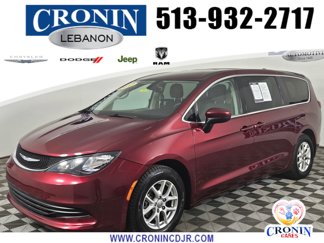 Used 2017 Chrysler Pacifica Touring image 1