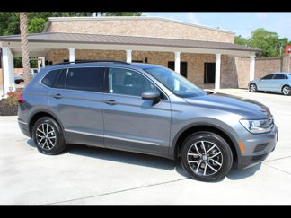 Used 2021 Volkswagen Tiguan SE image 1