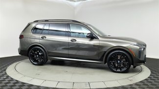 New 2026 BMW X7 M60i image 1