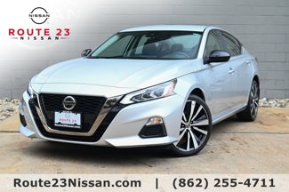 Certified 2022 Nissan Altima 2.5 SR image 1