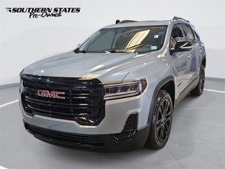 Used 2023 GMC Acadia SLE w/ Driver Convenience Package image 1