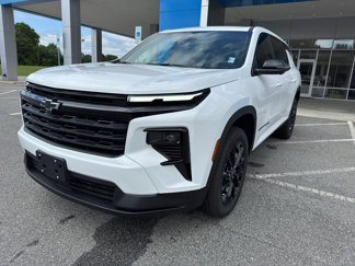 New 2025 Chevrolet Traverse LT w/ Midnight/Sport Edition image 1