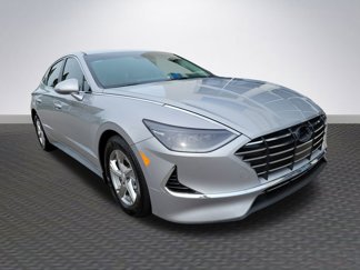 Used 2023 Hyundai Sonata SE image 1