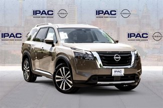 New 2025 Nissan Pathfinder Platinum image 1