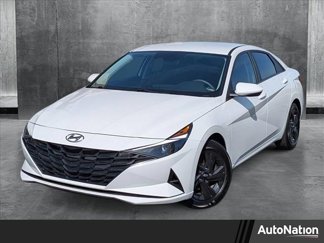 Used 2023 Hyundai Elantra Blue image 1