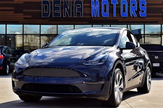Used 2024 Tesla Model Y Long Range image 1