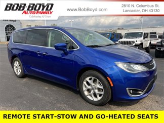 Used 2019 Chrysler Pacifica Touring Plus w/ Tire & Wheel Group image 1