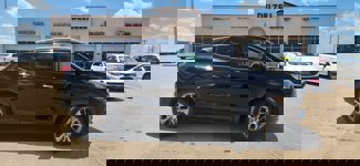 Used 2020 Buick Encore GX Essence w/ Experience Buick Package image 1