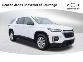 Used 2024 Chevrolet Traverse LS image 1