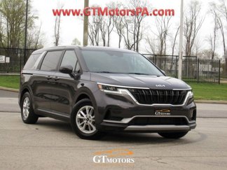 Used 2023 Kia Carnival LX image 1