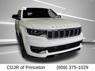 New 2025 Jeep Wagoneer 4WD image 1