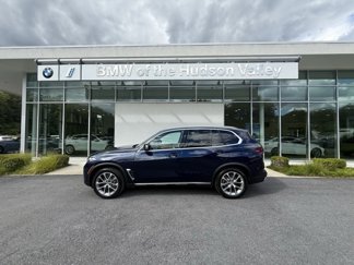 New 2026 BMW X5 xDrive40i w/ Premium Package image 1